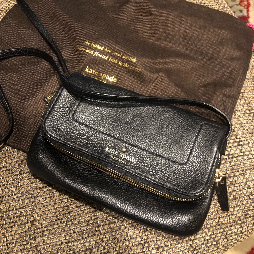 Beautiful Kate Spade black small purse ♠️ ✨ NICE - Excellent Condition